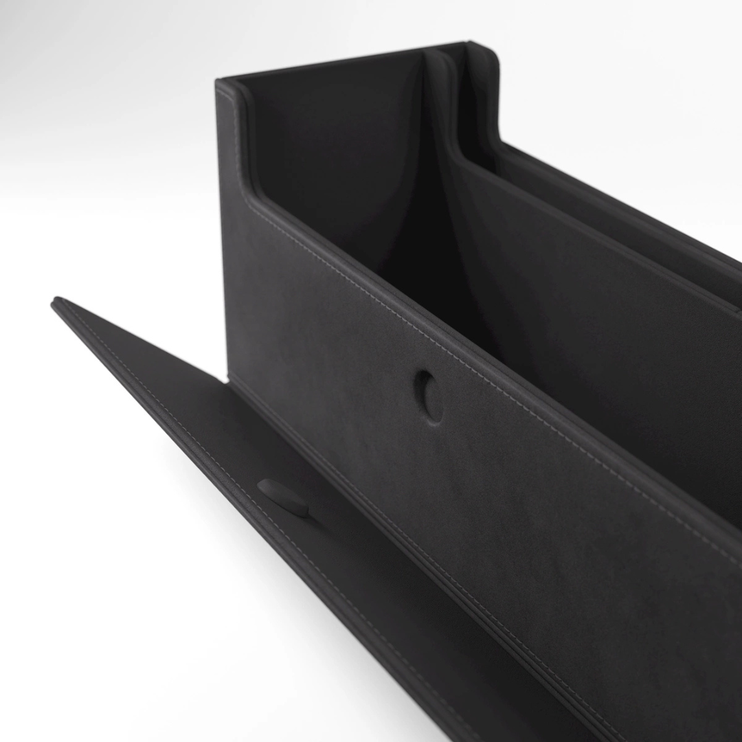 Cards' Lair - 400+ - Gamegenic